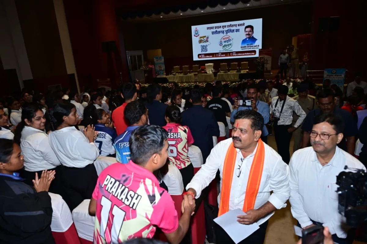 छत्तीसगढ़ में साइबर अपराधों के खिलाफ उपमुख्यमंत्री विजय शर्मा ने किया साइबर संकल्प का शुभारंभ