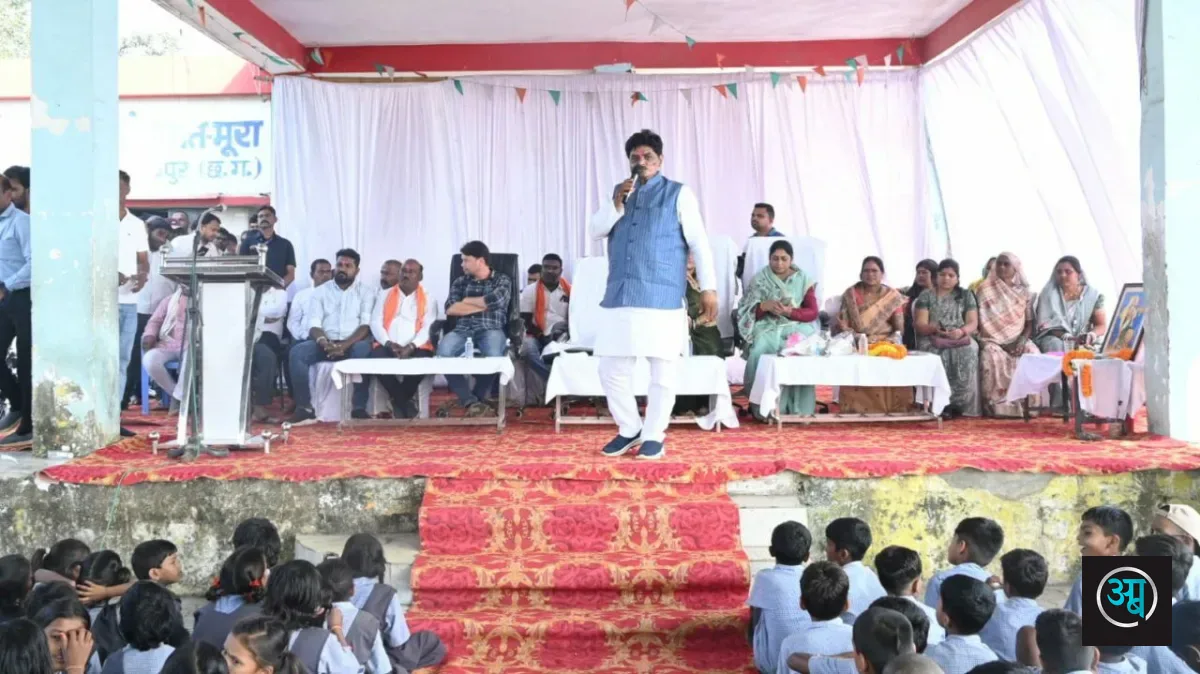 🅾️*गांव-गांव जनचौपाल, जन-जन का विश्वास; विकास और सुशासन को लेकर मैदान में उतरे नवीन अग्रवाल — जानिए पूरा मामला