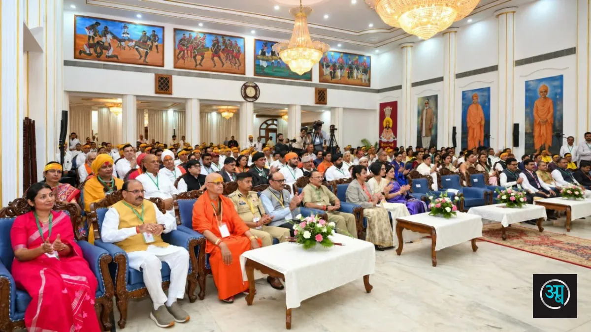 राष्ट्रपति द्रौपदी मुर्मु ने पूज्य माता हासी देवी जी के सम्मान में जारी किया 200 रूपए का स्मारक सिक्का, संत डॉ. युधिष्ठिर लाल जी महाराज और छत्तीसगढ़ टेनिस संघ के — जानिए पूरा मामला
